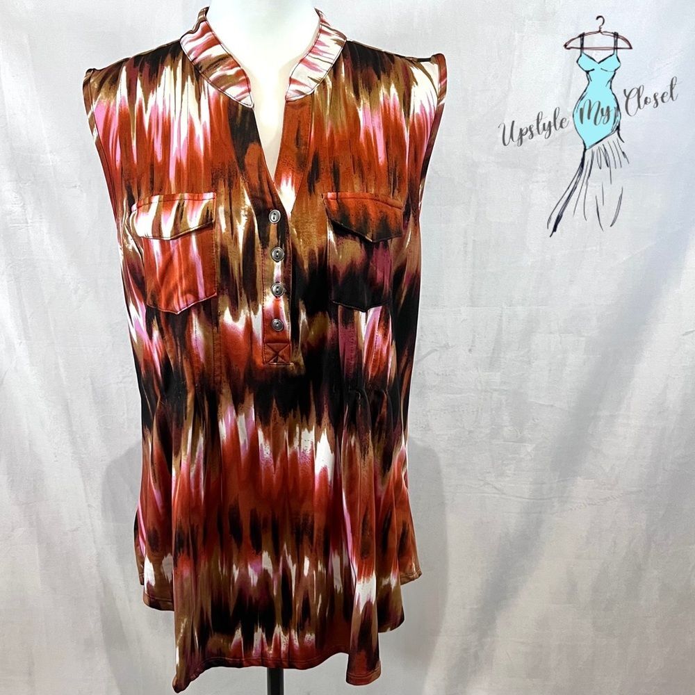 Mocha and pink abstract print Henley top size large